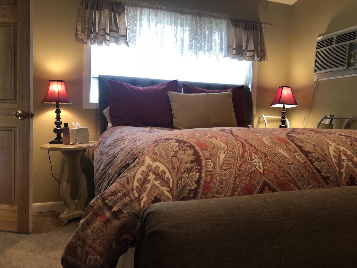 The Well Made Bed & Breakfast Chelan Exterior photo
